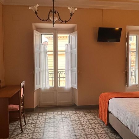 Hotel Noucentista Sitges Extérieur photo