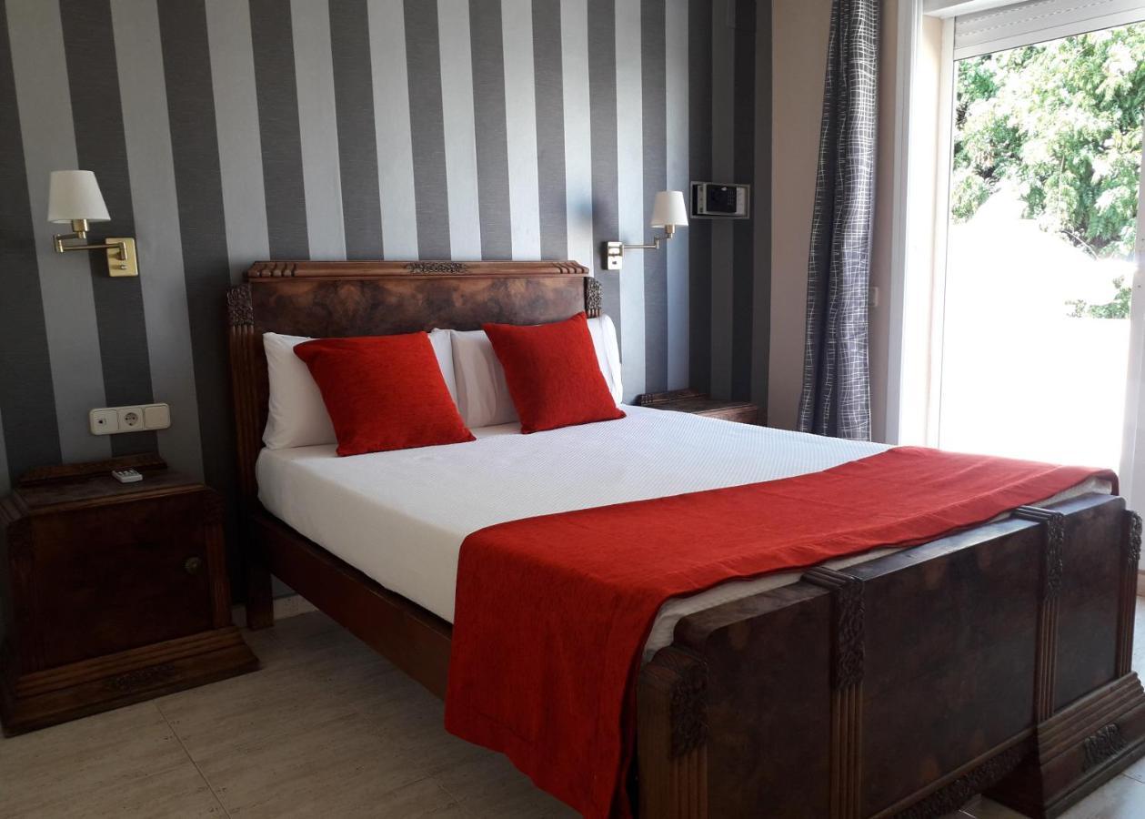 Hotel Noucentista Sitges Extérieur photo