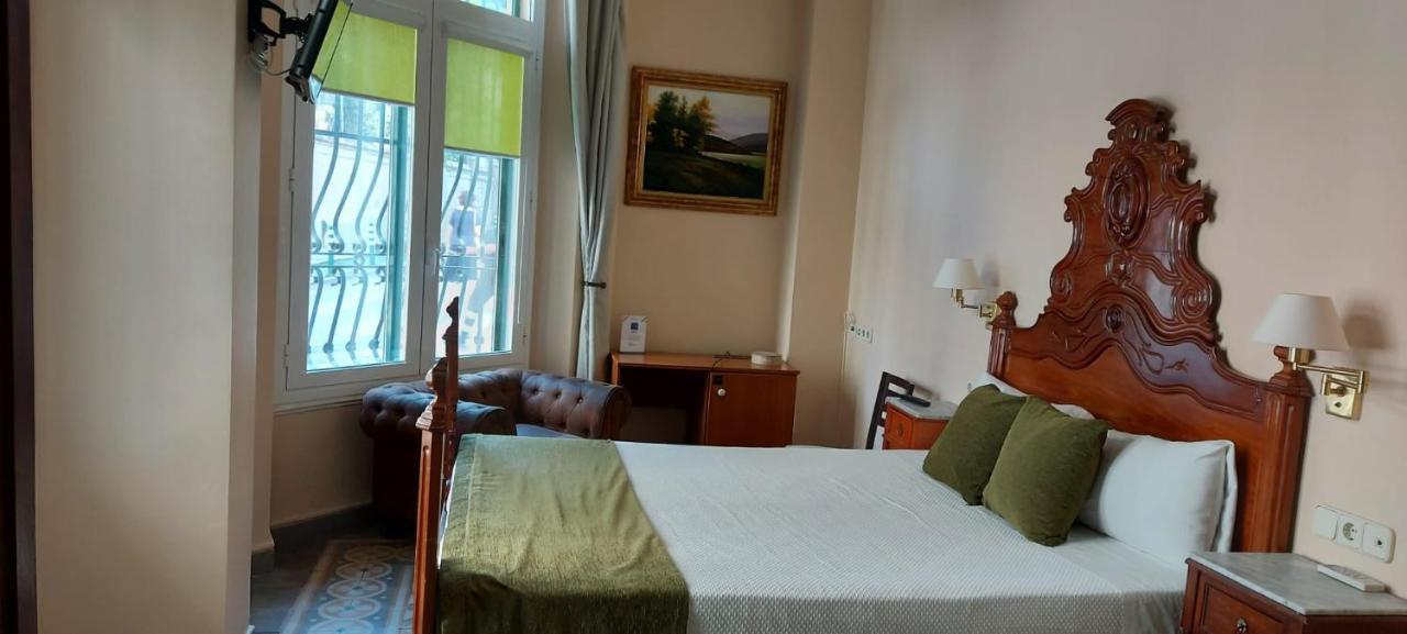 Hotel Noucentista Sitges Extérieur photo
