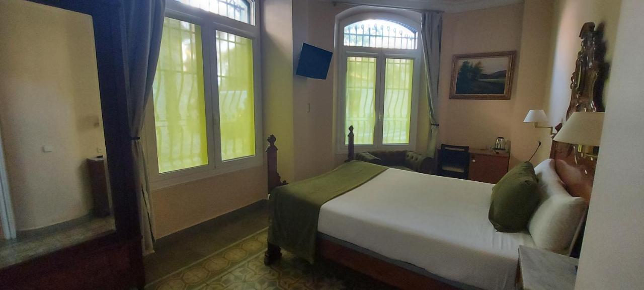 Hotel Noucentista Sitges Extérieur photo