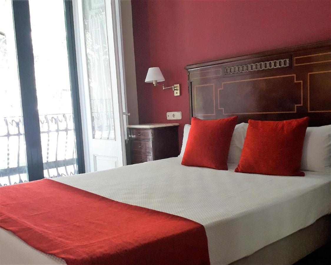 Hotel Noucentista Sitges Extérieur photo